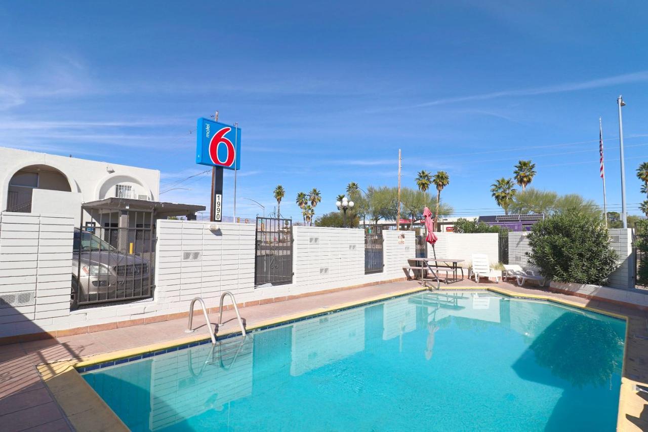 Motel 6 Tucson, Az - East Williams Center Zewnętrze zdjęcie