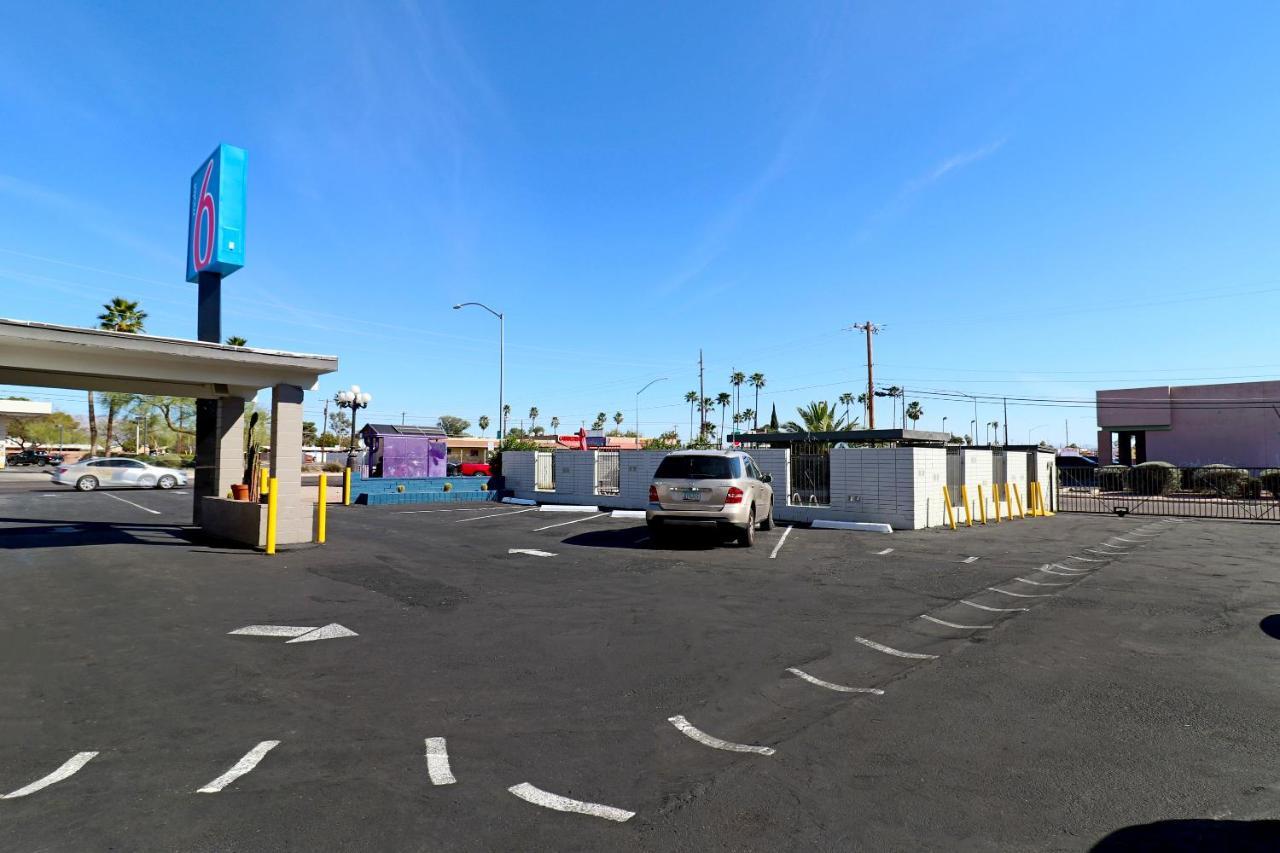 Motel 6 Tucson, Az - East Williams Center Zewnętrze zdjęcie