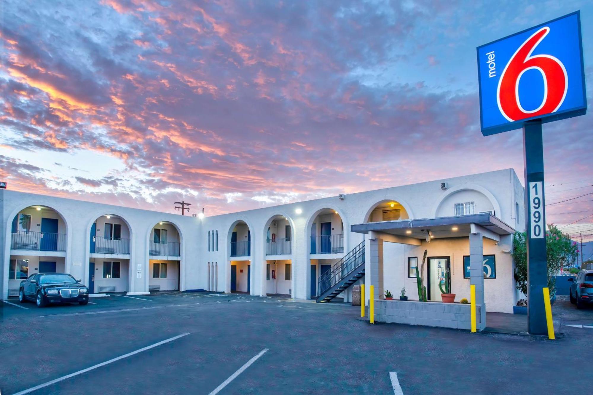 Motel 6 Tucson, Az - East Williams Center Zewnętrze zdjęcie